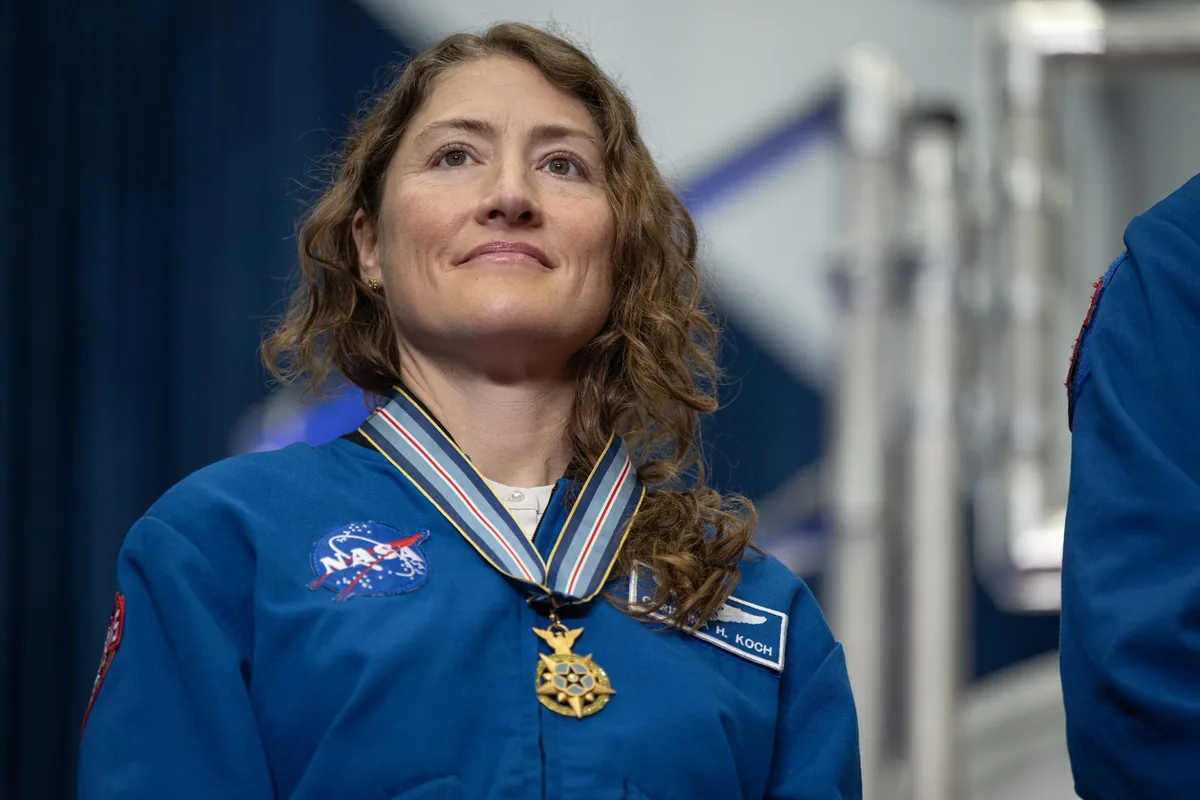 Astronot Christina Koch, Philadelphia'daki NFL Taraftarlarıyla Buluşuyor