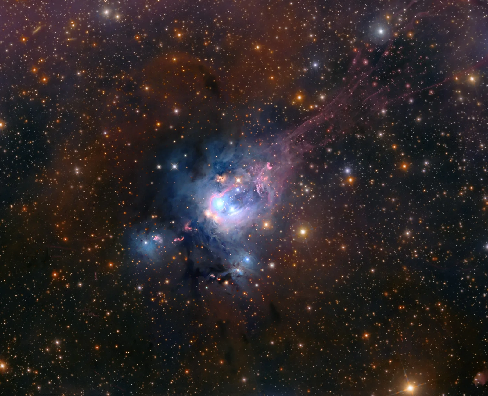Kozmik Bir Beşikte Parlayan Yıldızlar: NGC 7129'un Genç Güneşleri | UzayVe APOD