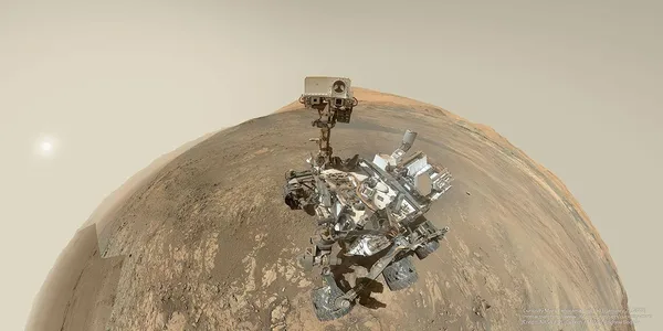 Kızıl Gezegen'in Zirvesinde Bir Özçekim: Curiosity'nin Mars Günlükleri